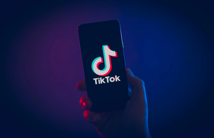 iPhone （免拔卡）解锁 TikTok + 换区 + 发布视频 + 直播 + 点赞评论
